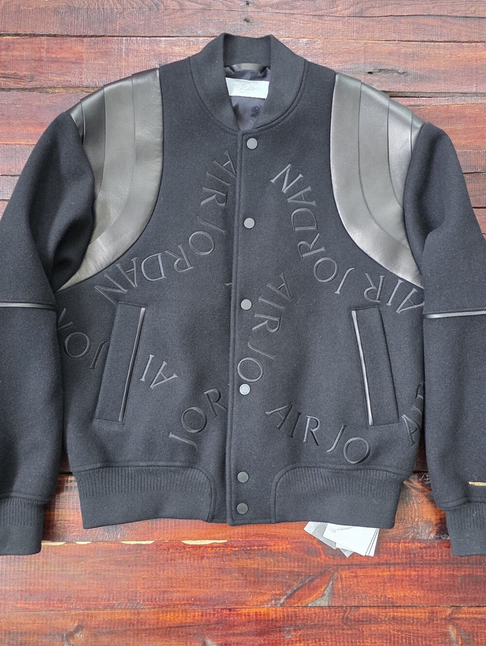 Air Jordan Wings Collection Varsity Jacket Made In Italy Wool Cashmere Large NEW